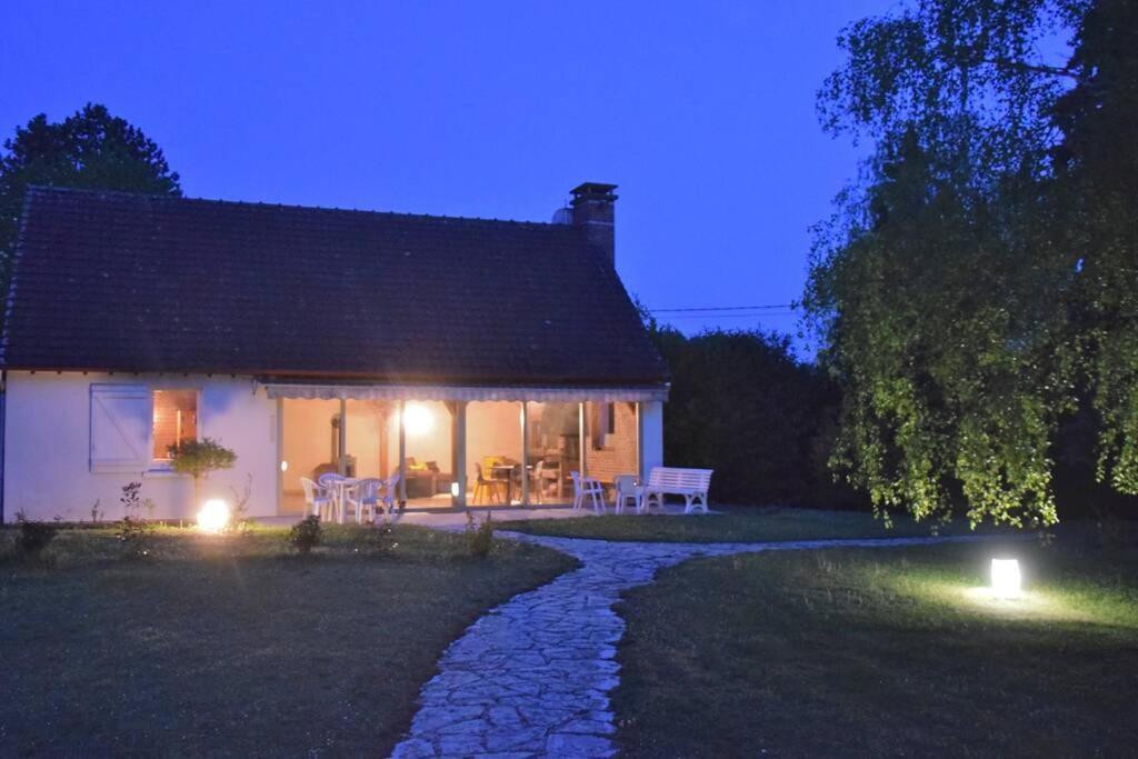 TanlayDomaine Des Montots别墅 外观 照片